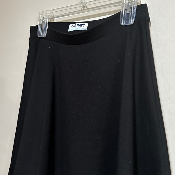 Black Cloth Skirt Size S - Picture 2 of 4